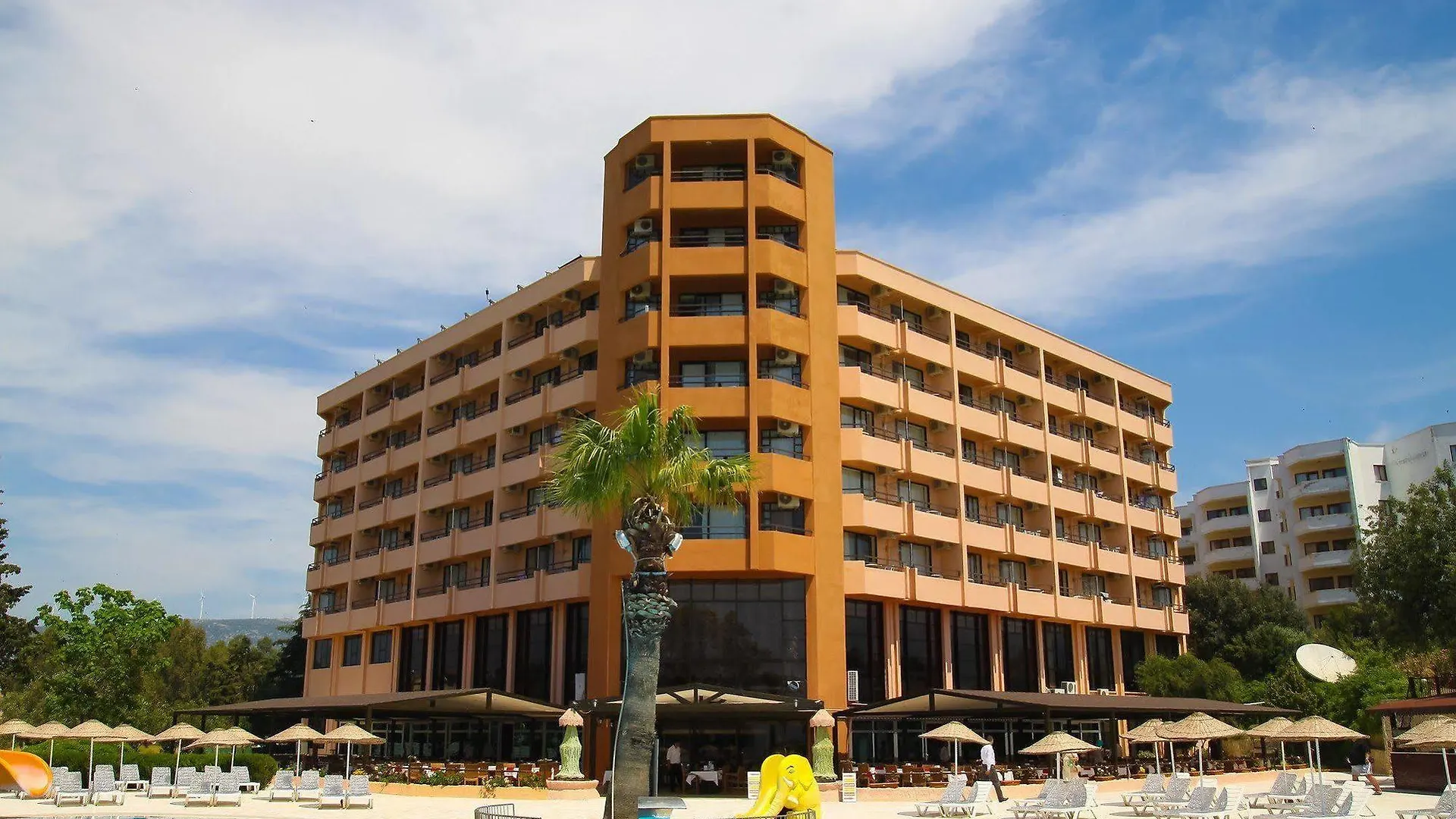 The Holiday Resort Didim 4*,